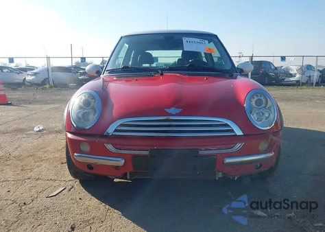 2006 Mini Cooper z USA, uszkodzony, nr VIN WMWRC33596TK65253